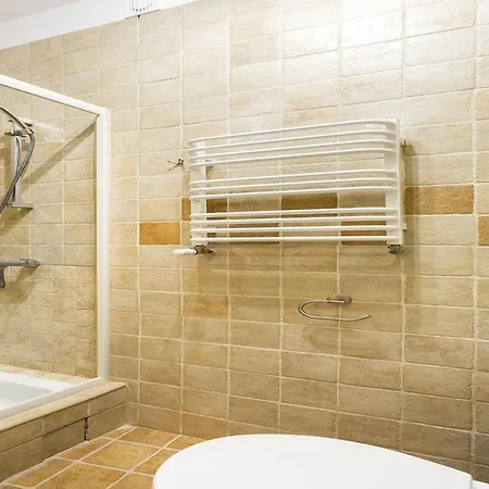 Next To The Wawel Castle Cracovie