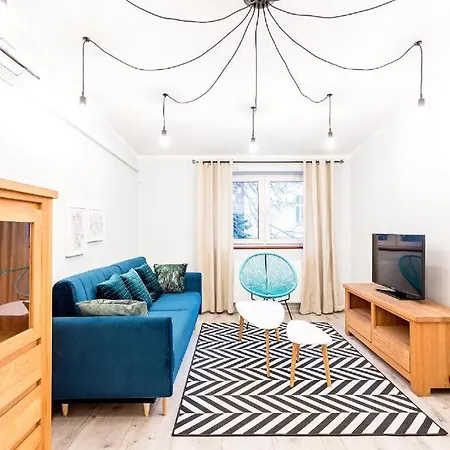 Next To The Wawel Castle * Cracovie